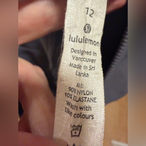 lululemon athletica Nightfall Purple Yoga Capris Pants 💜 - Picture 11 of 11